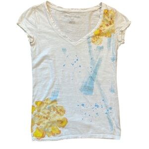 Aeropostale 100% cotton T-shirt sequins flowers white v-neck women size small S